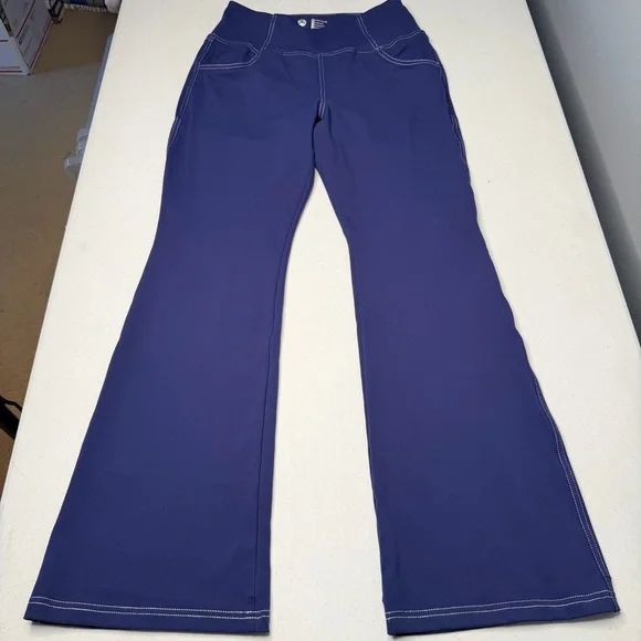 Two Pairs of Women's Flare Yoga/Jeans with Contrast White Stitching Blue/Black - Picture 14 of 16